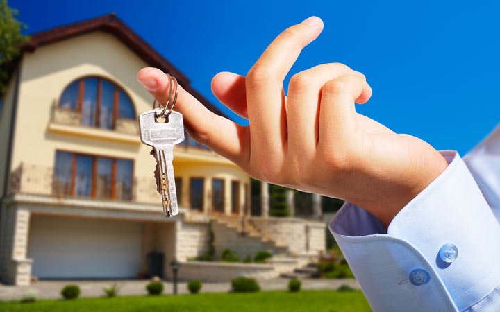 bigstock Giving Away The Keys 1867201 - مـسکن وفـــــــا